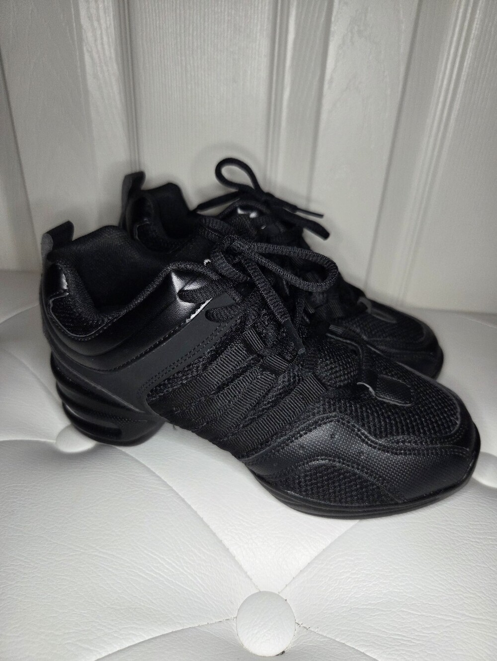 Women's Black Tap Dance Sneakers 5.5 NEW